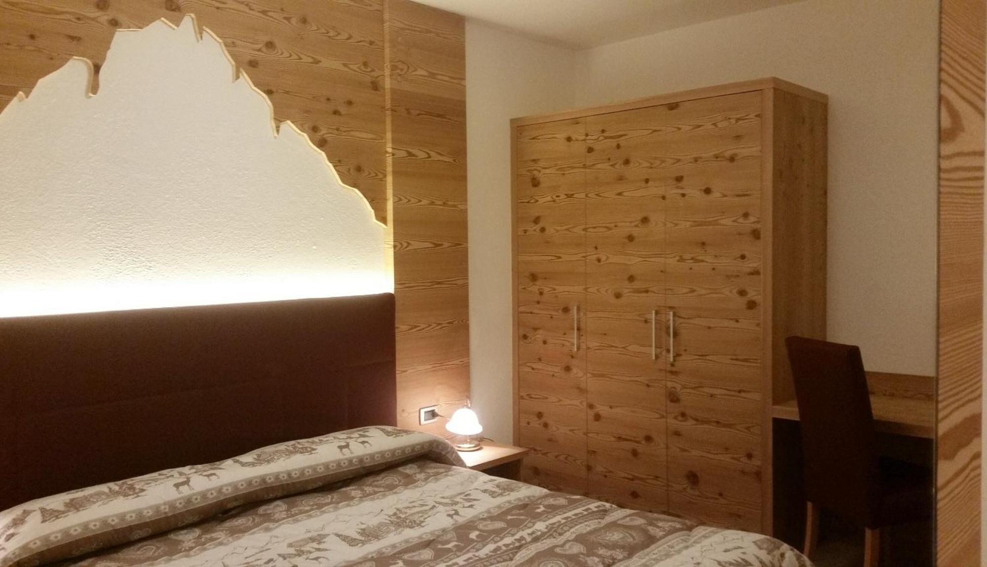 Hotel Villa Cima Undici Pozza di Fassa Habitación foto